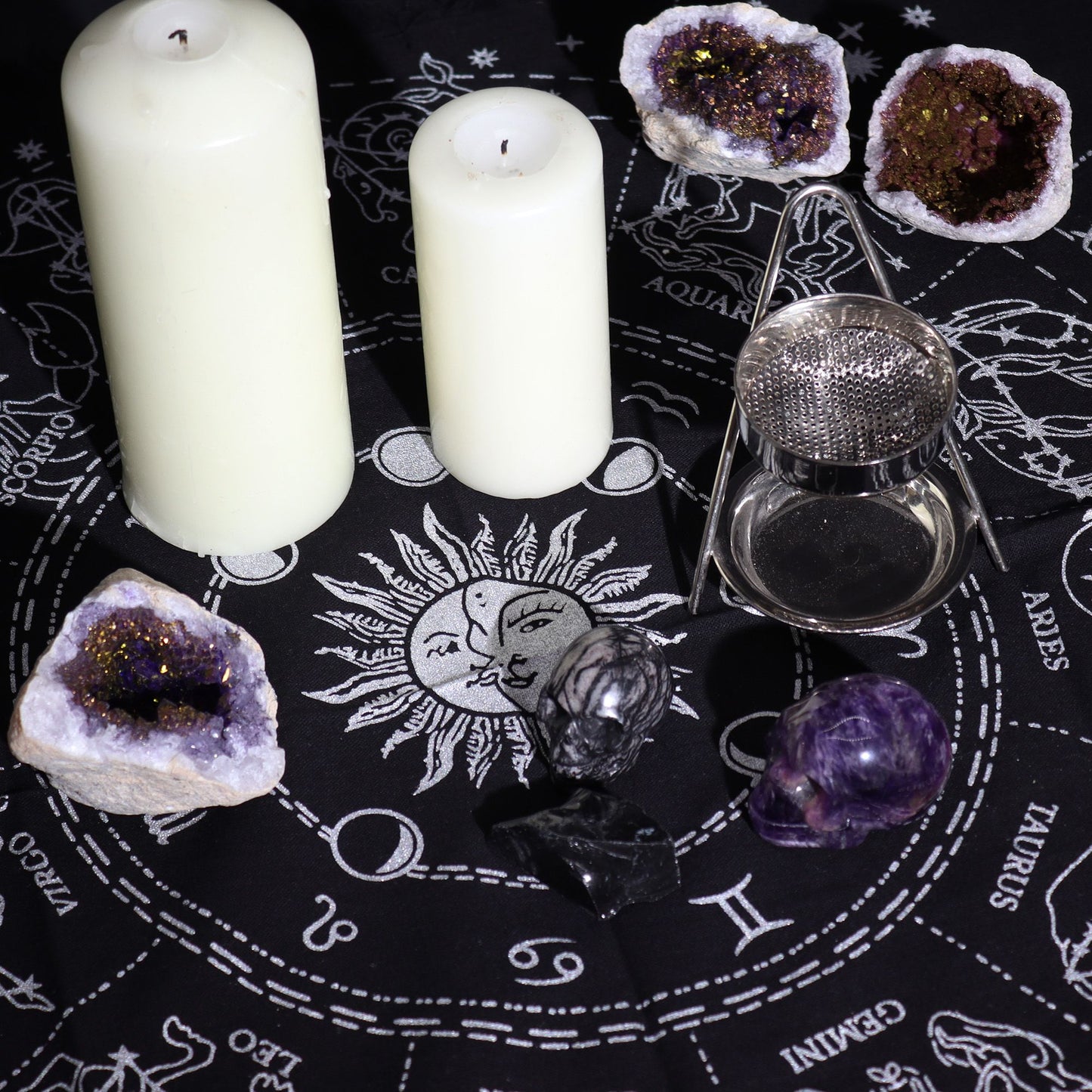 Esoteric Fringed Altar Cloth – Horoscope Zodiac Wheel for Witchcraft & Ritual